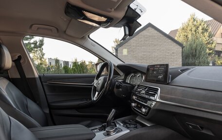 BMW 5 серия, 2019 год, 2 520 000 рублей, 10 фотография