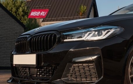 BMW 5 серия, 2019 год, 2 520 000 рублей, 2 фотография