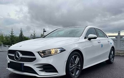 Mercedes-Benz A-Класс, 2022 год, 1 650 000 рублей, 1 фотография
