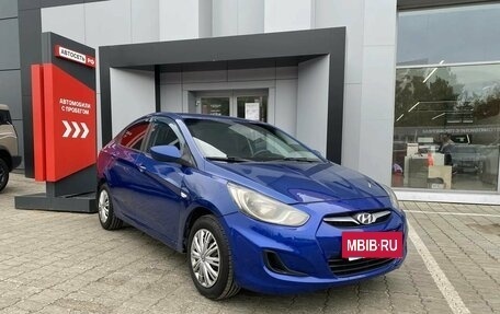 Hyundai Solaris II рестайлинг, 2011 год, 360 000 рублей, 5 фотография