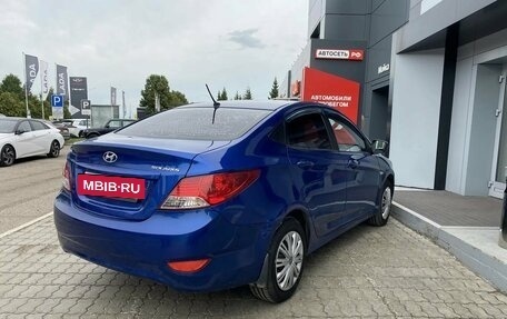 Hyundai Solaris II рестайлинг, 2011 год, 360 000 рублей, 17 фотография