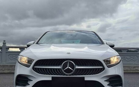 Mercedes-Benz A-Класс, 2022 год, 1 650 000 рублей, 2 фотография