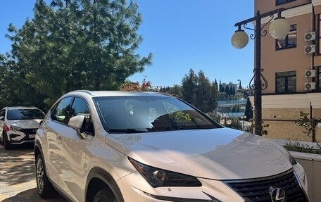 Lexus NX I, 2017 год, 3 100 000 рублей, 2 фотография
