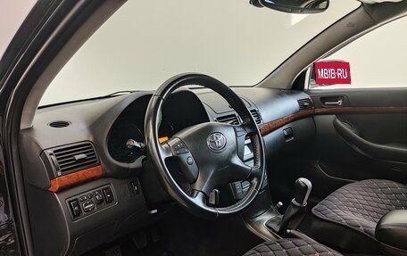 Toyota Avensis III рестайлинг, 2006 год, 825 000 рублей, 15 фотография