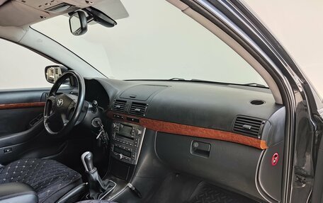 Toyota Avensis III рестайлинг, 2006 год, 825 000 рублей, 20 фотография