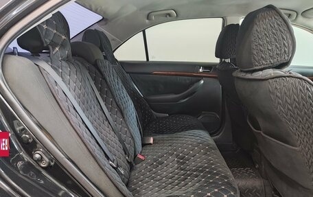 Toyota Avensis III рестайлинг, 2006 год, 825 000 рублей, 23 фотография