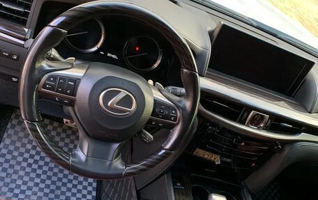 Lexus LX III, 2018 год, 9 500 000 рублей, 4 фотография