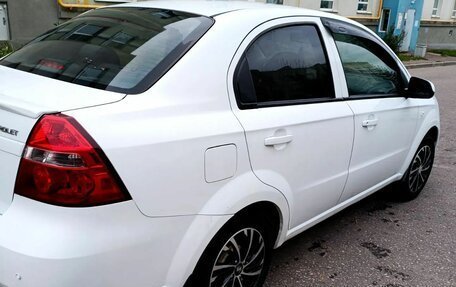 Chevrolet Aveo III, 2010 год, 550 000 рублей, 4 фотография