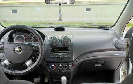 Chevrolet Aveo III, 2010 год, 550 000 рублей, 9 фотография