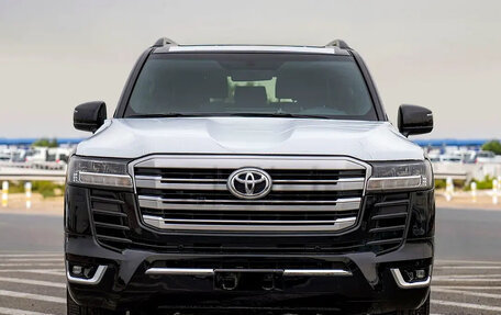 Toyota Land Cruiser, 2026 год, 12 800 000 рублей, 2 фотография