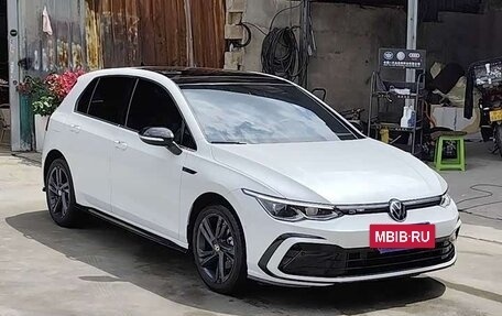 Volkswagen Golf VIII, 2023 год, 1 750 000 рублей, 3 фотография