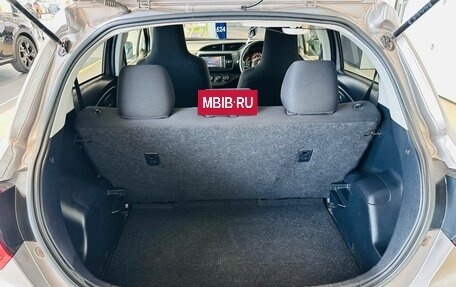 Toyota Vitz, 2019 год, 1 139 000 рублей, 21 фотография