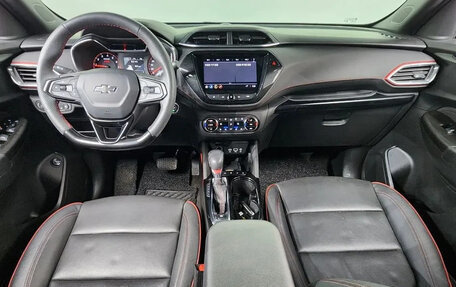 Chevrolet TrailBlazer, 2023 год, 2 100 000 рублей, 6 фотография