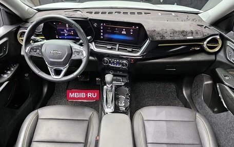 Chevrolet Trax, 2023 год, 1 600 000 рублей, 6 фотография