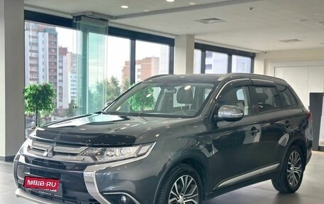Mitsubishi Outlander III рестайлинг 3, 2018 год, 1 705 000 рублей, 1 фотография