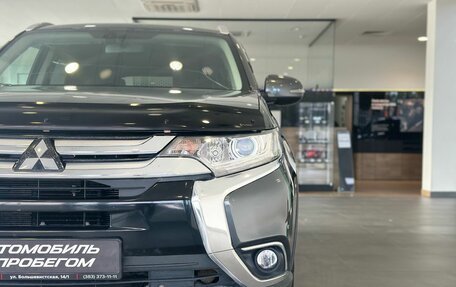 Mitsubishi Outlander III рестайлинг 3, 2018 год, 1 705 000 рублей, 11 фотография