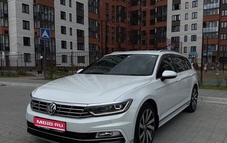 Volkswagen Passat B8 рестайлинг, 2015 год, 1 810 000 рублей, 1 фотография