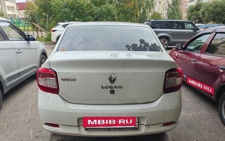 Renault Logan II, 2017 год, 699 000 рублей, 2 фотография