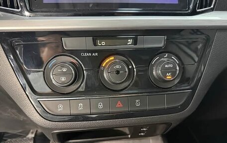 Skoda Kamiq I, 2023 год, 1 850 000 рублей, 5 фотография