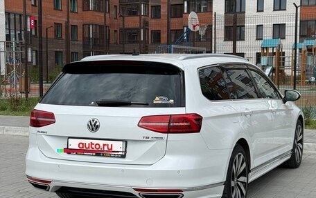 Volkswagen Passat B8 рестайлинг, 2015 год, 1 810 000 рублей, 8 фотография