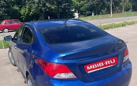 Hyundai Solaris II рестайлинг, 2011 год, 350 000 рублей, 15 фотография