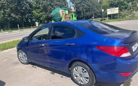 Hyundai Solaris II рестайлинг, 2011 год, 350 000 рублей, 16 фотография