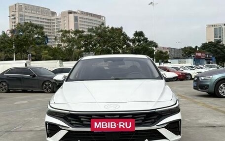 Hyundai Elantra, 2023 год, 1 500 000 рублей, 2 фотография