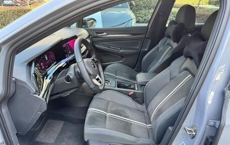 Volkswagen Golf VIII, 2022 год, 1 800 000 рублей, 5 фотография