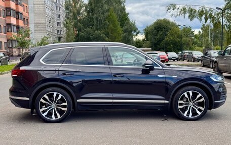 Volkswagen Touareg III, 2018 год, 2 990 000 рублей, 3 фотография