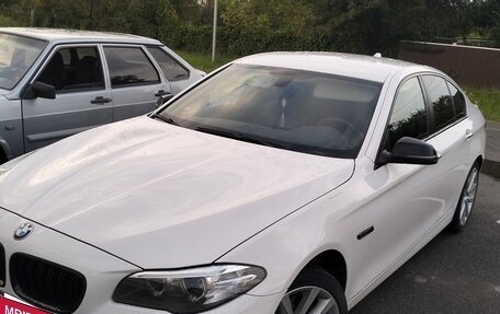 BMW 5 серия, 2014 год, 1 500 000 рублей, 3 фотография