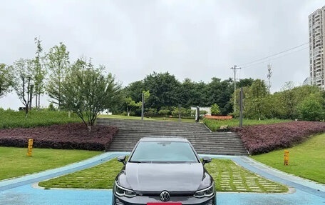 Volkswagen Golf VIII, 2023 год, 2 046 020 рублей, 3 фотография