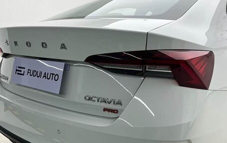 Skoda Octavia IV, 2023 год, 2 290 000 рублей, 9 фотография
