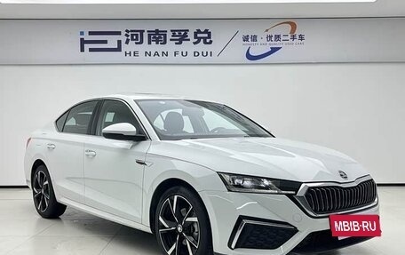 Skoda Octavia IV, 2023 год, 2 290 000 рублей, 12 фотография