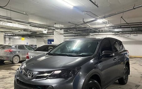 Toyota RAV4, 2014 год, 1 700 000 рублей, 2 фотография