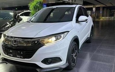 Honda Vezel, 2022 год, 1 700 000 рублей, 1 фотография