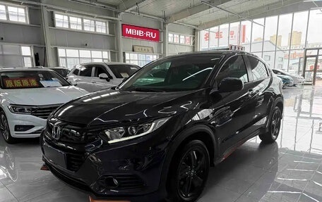Honda Vezel, 2022 год, 1 430 000 рублей, 1 фотография