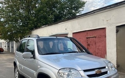 Chevrolet Niva I рестайлинг, 2011 год, 520 000 рублей, 1 фотография