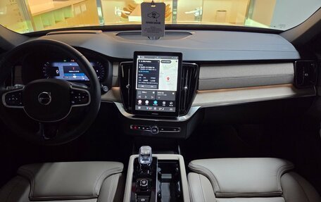 Volvo XC90 II рестайлинг, 2026 год, 9 047 700 рублей, 7 фотография
