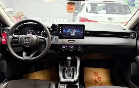 Honda Vezel, 2023 год, 1 780 000 рублей, 8 фотография