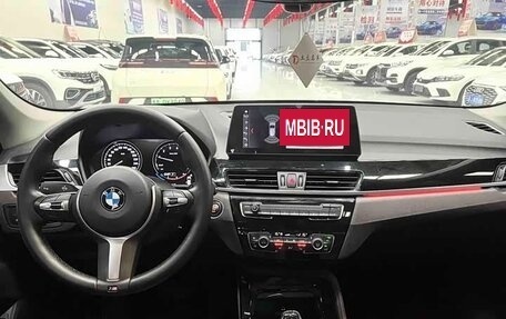 BMW X1, 2022 год, 2 400 000 рублей, 10 фотография