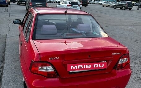 Daewoo Nexia I рестайлинг, 2013 год, 100 000 рублей, 2 фотография