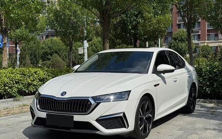 Skoda Octavia IV, 2022 год, 1 670 000 рублей, 3 фотография
