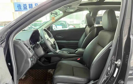 Honda Vezel, 2022 год, 1 430 000 рублей, 7 фотография