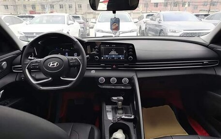 Hyundai Elantra, 2023 год, 1 265 000 рублей, 8 фотография