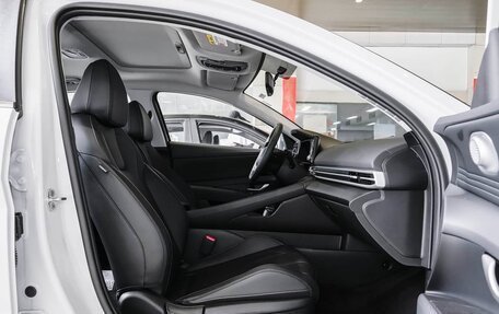 Hyundai Elantra, 2026 год, 1 720 000 рублей, 26 фотография