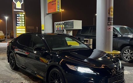 Toyota Camry, 2022 год, 3 750 000 рублей, 8 фотография