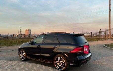 Mercedes-Benz GLE, 2015 год, 2 590 000 рублей, 2 фотография