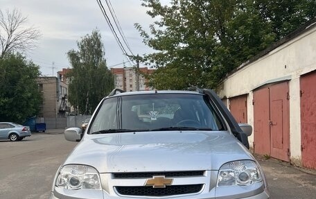 Chevrolet Niva I рестайлинг, 2011 год, 520 000 рублей, 4 фотография
