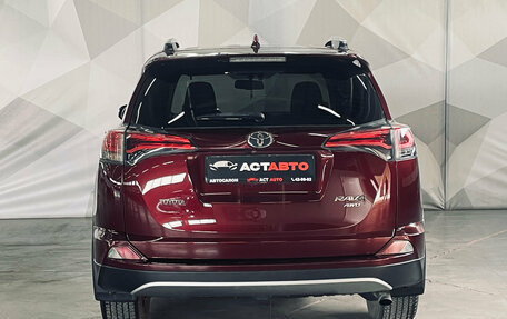 Toyota RAV4, 2017 год, 2 390 000 рублей, 5 фотография