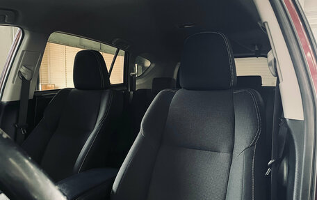 Toyota RAV4, 2017 год, 2 390 000 рублей, 10 фотография